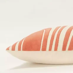 Pillows><noscript><img width=