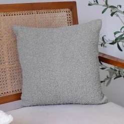 Pillows><noscript><img width=
