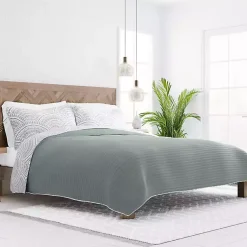 Kirklands Home Green Scalloped Reversible 2-pc. Twin Quilt Set