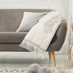 Blankets & Throws><noscript><img width=