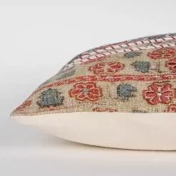 Pillows><noscript><img width=