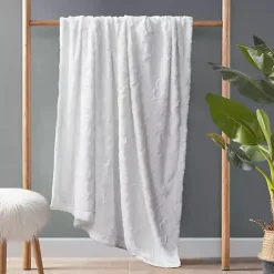 Blankets & Throws><noscript><img width=