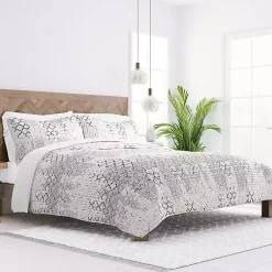 Kirklands Home White Trellis Reversible 2-pc. Twin Quilt Set Best