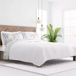 Kirklands Home White Trellis Reversible 2-pc. Twin Quilt Set Best